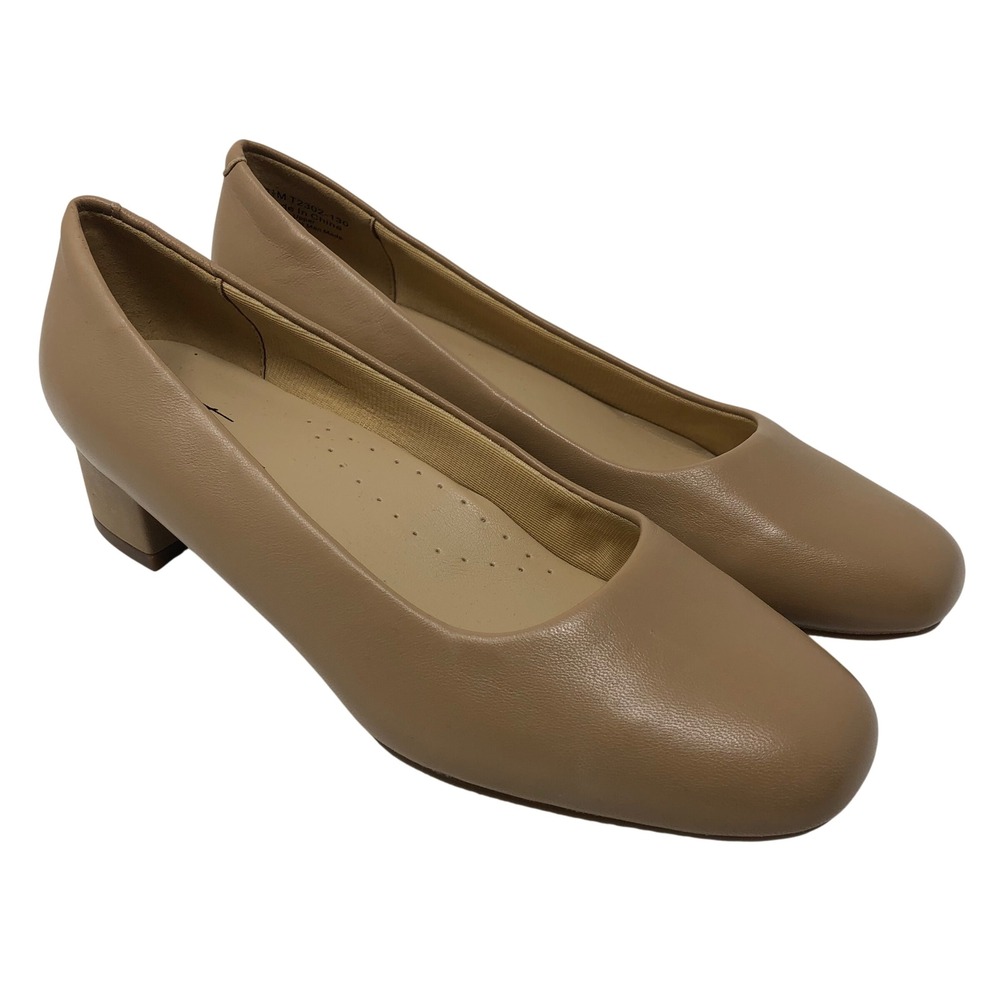 Trotters Block Heel Pumps Womens 6.5 M Tan Leather Round Toe Minimalist Classic